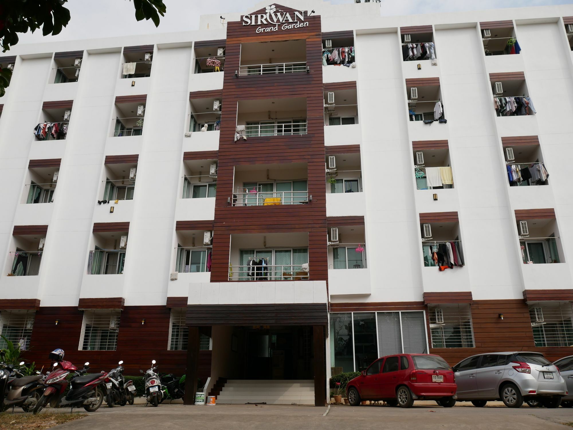 Siriwan Grand Garden Apartment Khon Kaen Exteriör bild